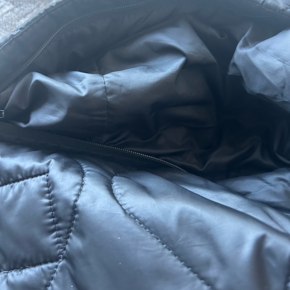 Reitmans spring/fall puffer jacket 2XL - Picture 7 of 8